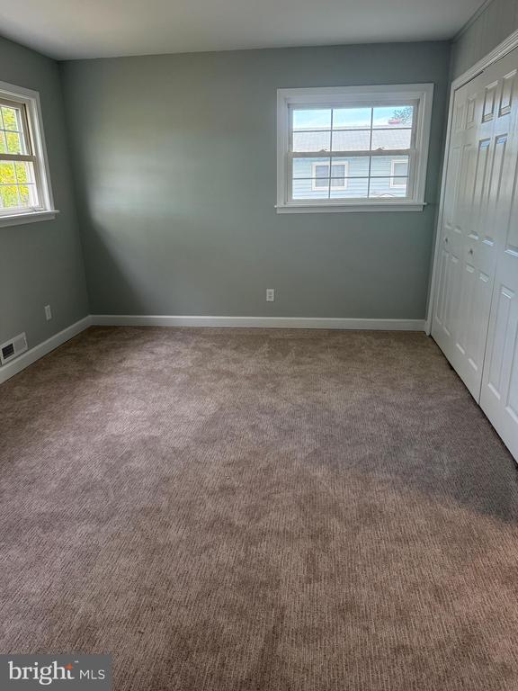 Building Photo - 810 S Harmony Rd