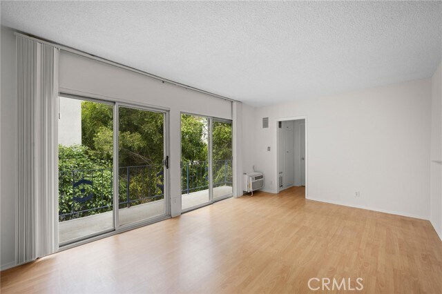 Building Photo - 1422 N Curson Ave