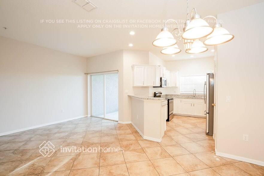 Building Photo - 1366 Grantham Dr