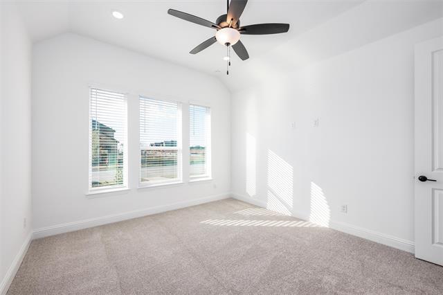 Building Photo - 1013 Rainshower Wy