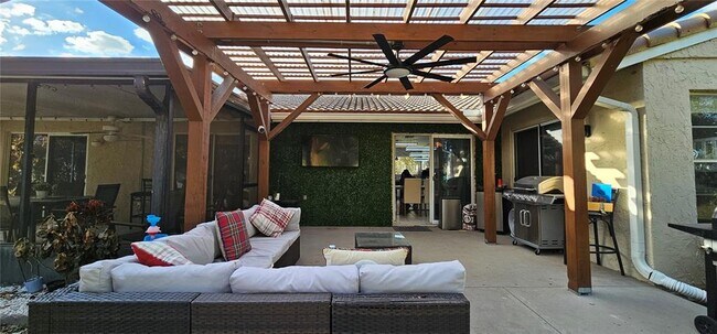 Building Photo - 10123 Fairtree Ln