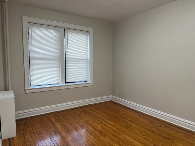 Building Photo - 115 Fairview Ave