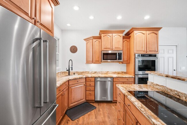 Building Photo - 4BD, 3.5BA Montclair Tudor with Large Yard and 2-Car Garage