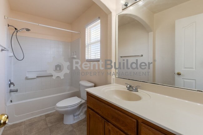 Building Photo - CALL US TODAY AT (505) 808-6467 TO SCHEDUL...