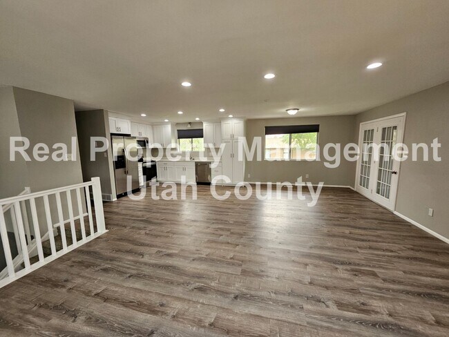 Building Photo - 1474 N 375 W
