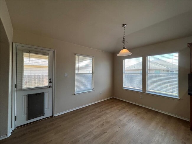Building Photo - 1108 Reagan Wells Dr