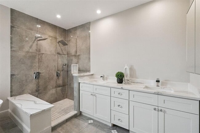 Building Photo - 6146 Golden Dewdrop Trail