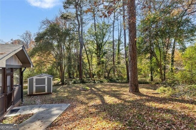 Building Photo - 1605 Carter Rd