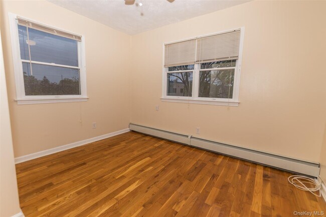 Building Photo - 27 Park Pl