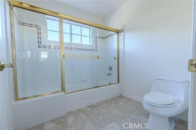 Building Photo - 1030 Calle Rey