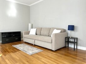 Building Photo - 4520 Edgewood Pl