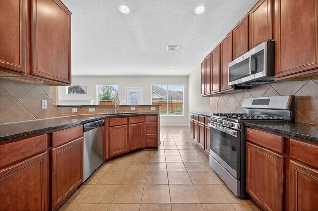 Building Photo - 15411 Redbud Dale Ct
