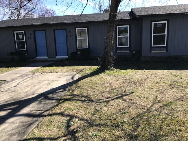 Building Photo - 5770 Aftonshire Dr