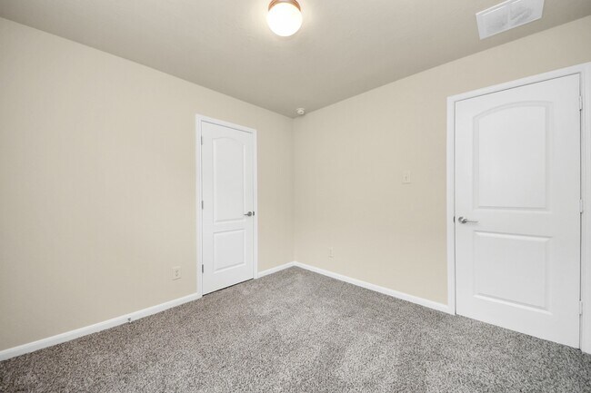 Building Photo - 19245 Reiner Gln Ct