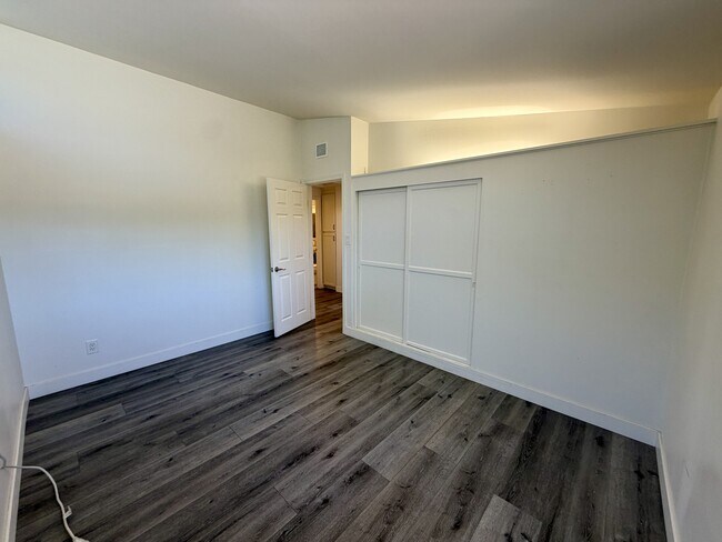 Building Photo - 6478 Montezuma Rd