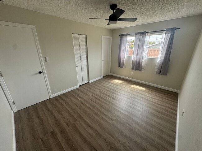 Building Photo - 1071 Osage Dr