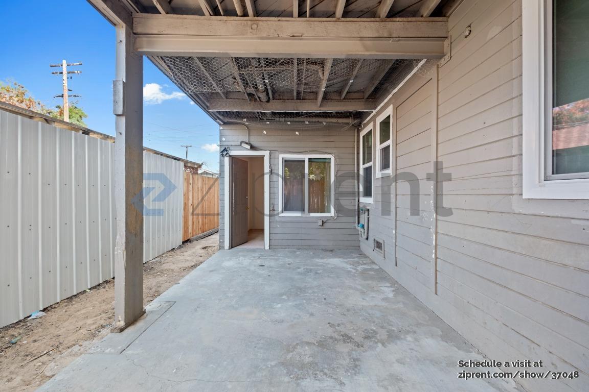 Building Photo - 1323 Monterey Ave