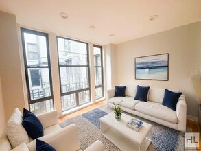 Building Photo - 140 Wadsworth Ave