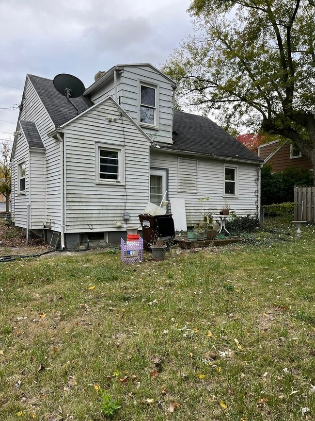 Building Photo - 1261 Lincoln Park Blvd