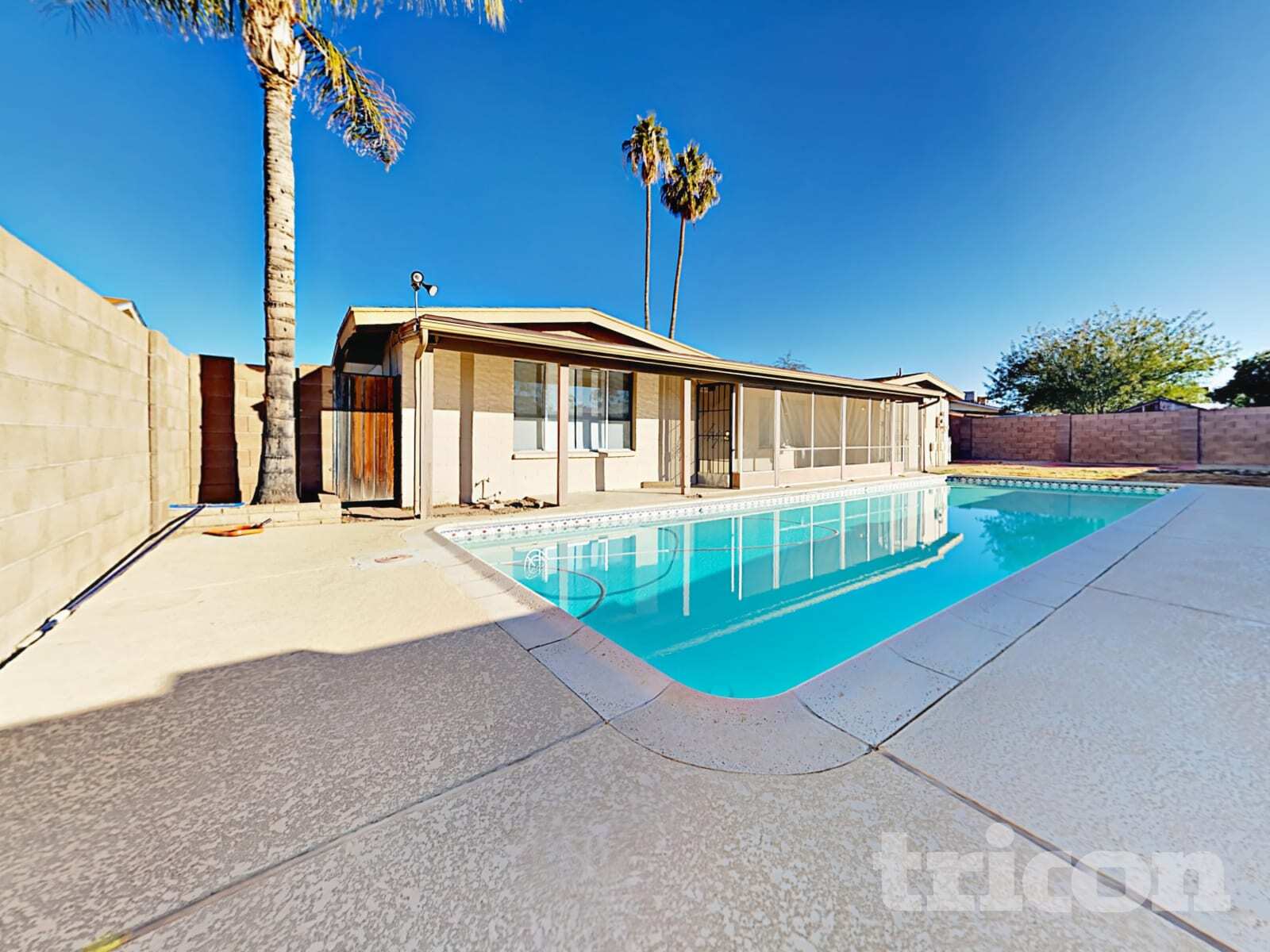 Building Photo - 4127 W Mission Ln