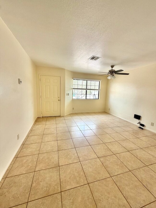 Building Photo - 71768 Buena Vista Dr