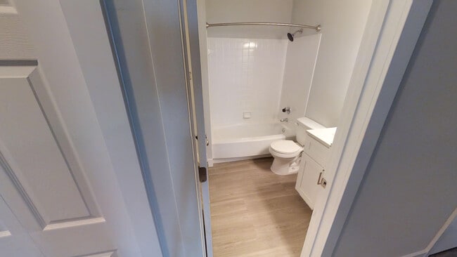 Bathroom - SomerStone Estates