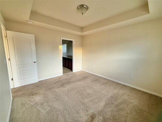 Building Photo - 6568 S Goldenrod Rd
