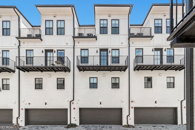 Building Photo - 574 Boulevard Pl NE