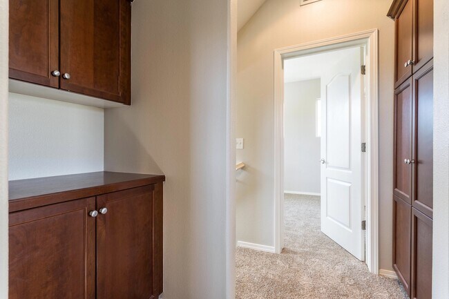 Building Photo - Harlan Ranch Home for Lease