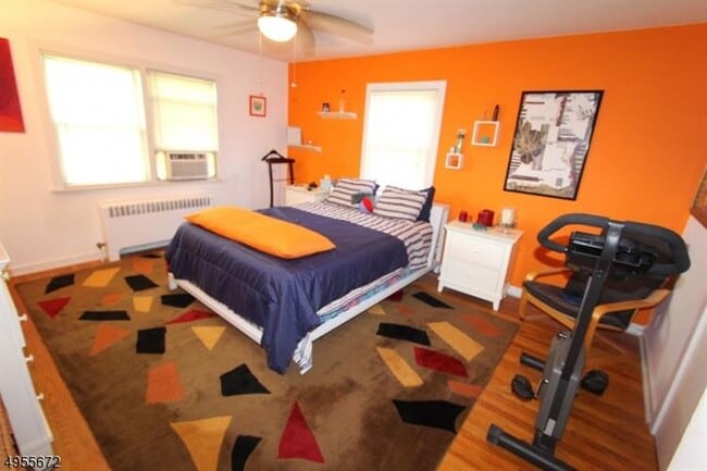 Building Photo - 151 E Palisade Ave