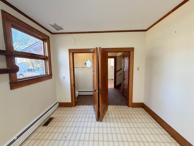 Building Photo - Mitchell College Historic District - 3BR / 4BA