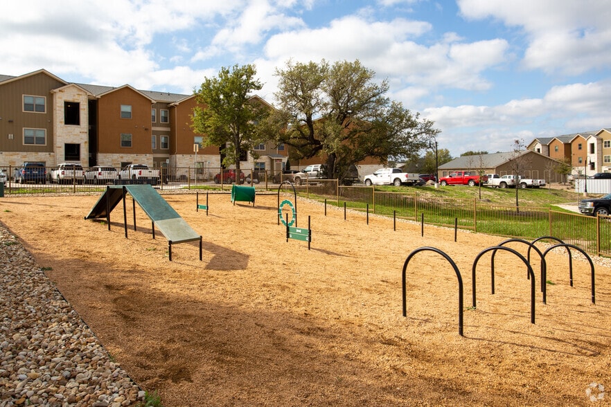 Dog Park - Residences At Panther Hollow