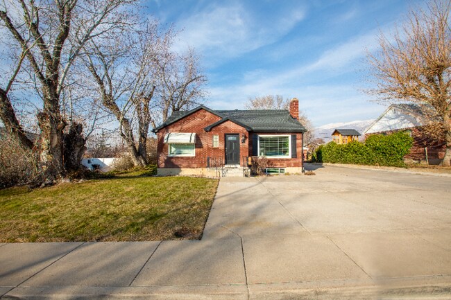Building Photo - 35 E 1500 S