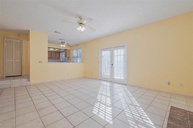 Building Photo - 5127 Smokey River Dr