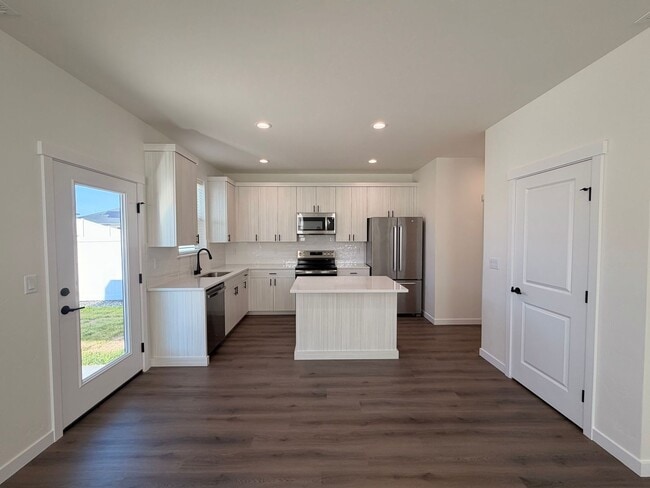 Building Photo - Beautiful New Construction- 3 bed, 2.5 ba, Quartz Countertops & Fenced Backyard