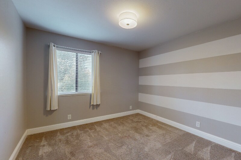 Building Photo - 4638 El Dorado Rd