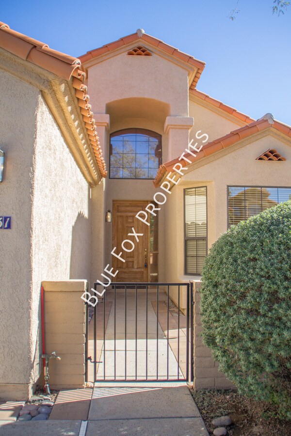 Building Photo - 4131 E Hawks Wing Dr