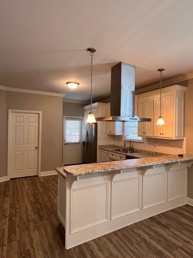 Building Photo - 4141 Barrington Dr