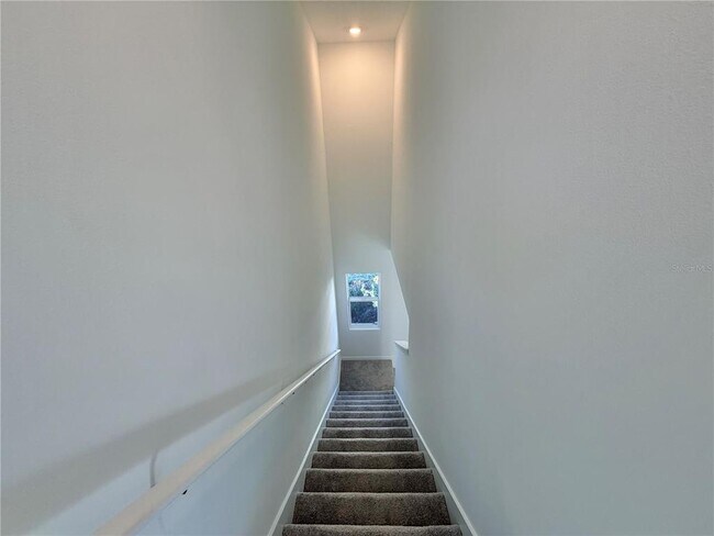 Building Photo - 3670 Hardman Dr