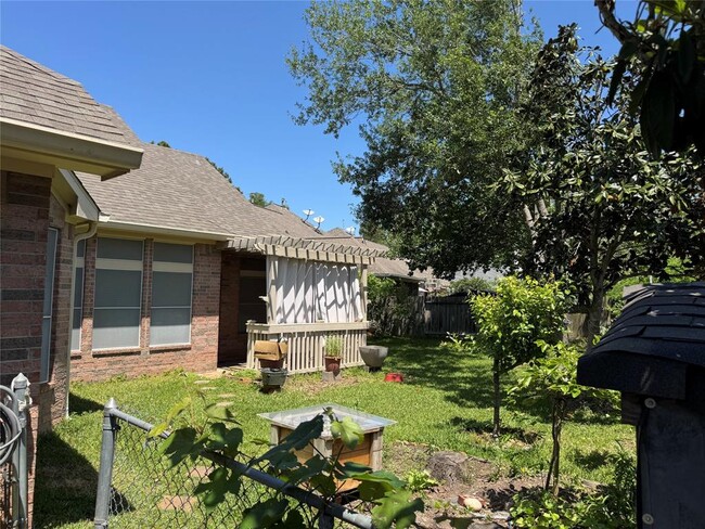 Building Photo - 3023 Kinwicke Ct