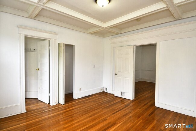 Building Photo - 2455 North Ave