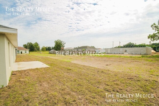 Building Photo - 14 Juniper Way Ln