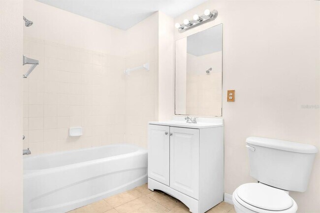 Building Photo - 10873 Windsor Walk Dr