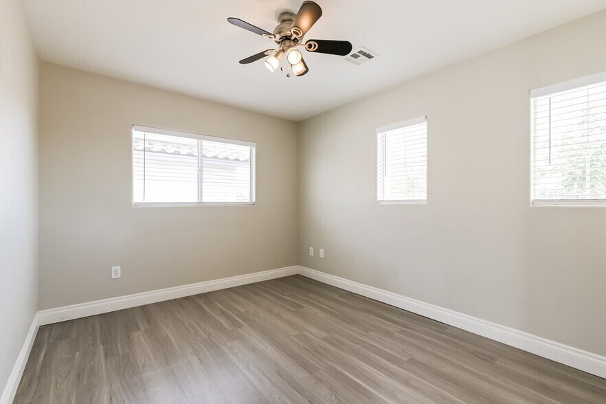 Building Photo - 4150 Buteo Ln