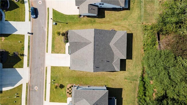 Building Photo - 38 Winding Rose Dr