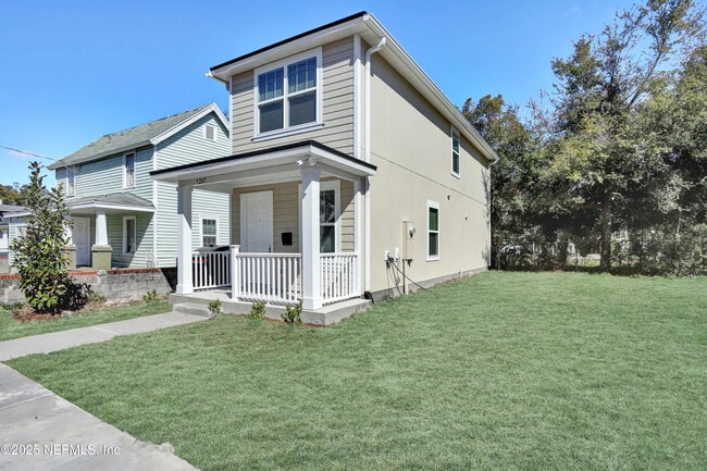 Primary Photo - 1207 Franklin St