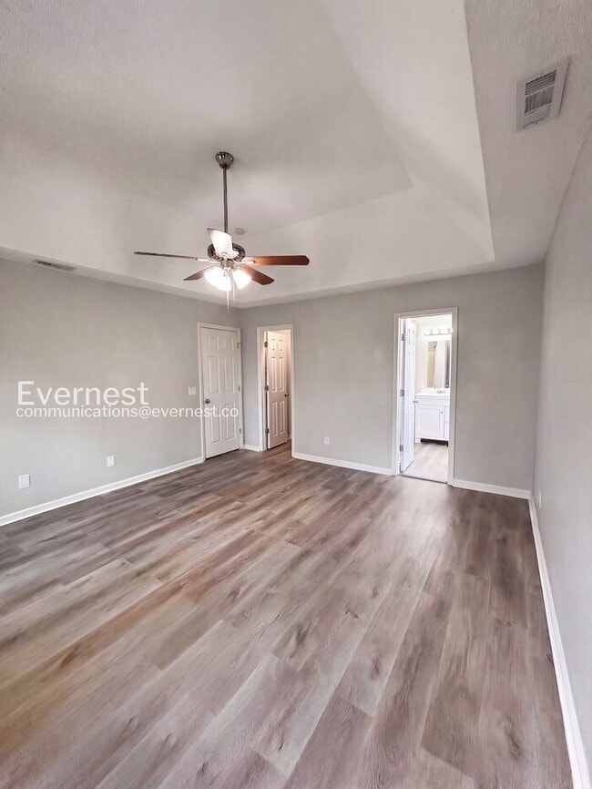 Building Photo - 1356 Mistletoe Ridge Pl NW