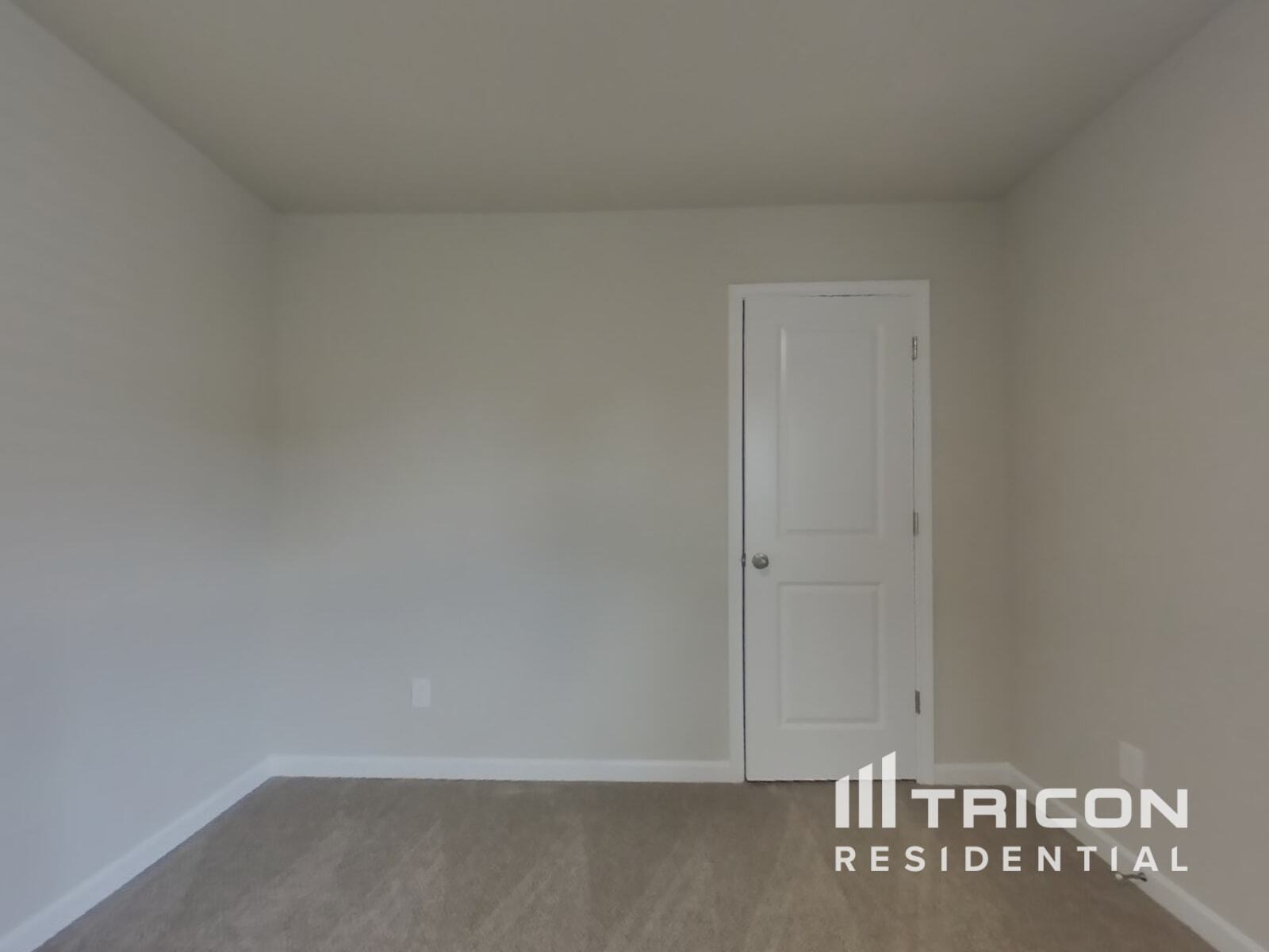 Building Photo - 1008 Ainsley Creek Dr
