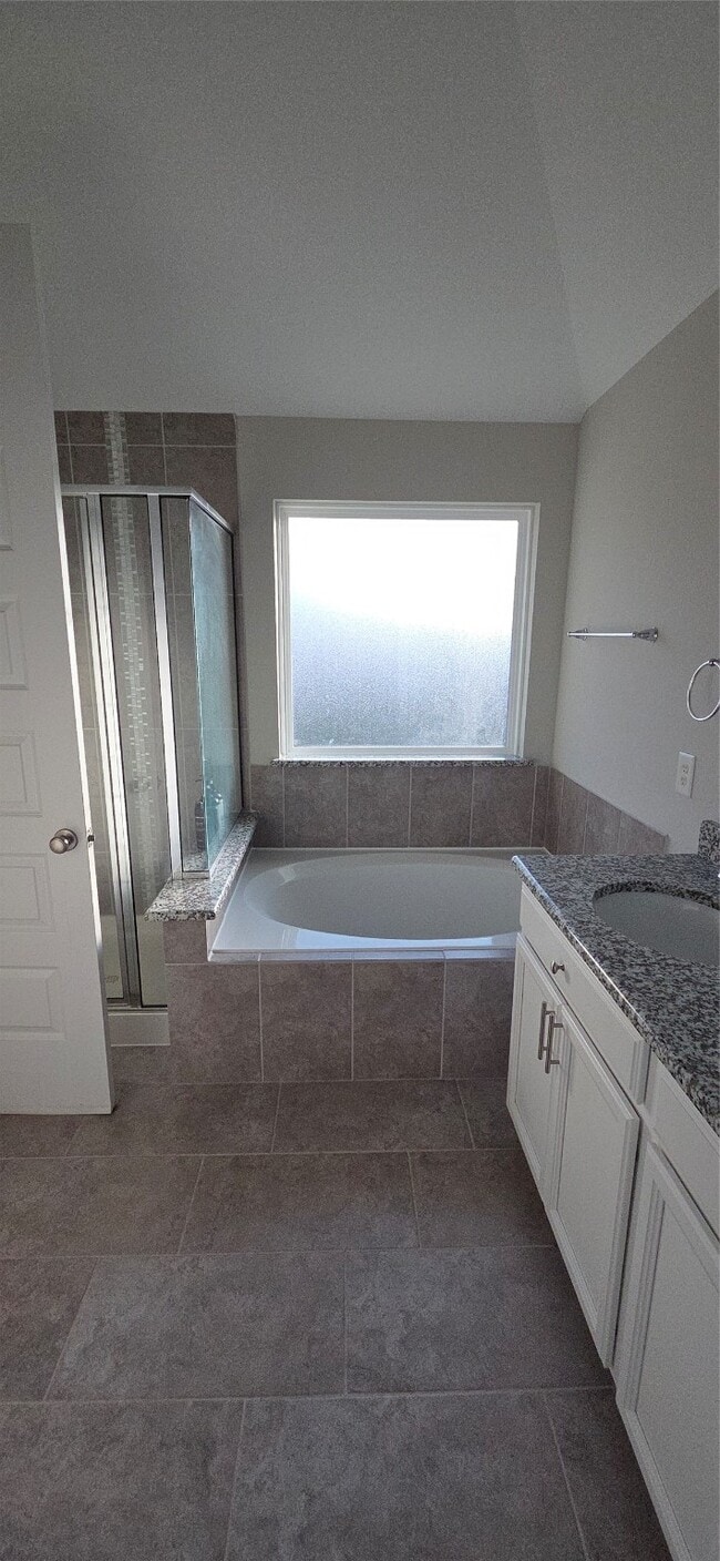 Building Photo - 15715 Marberry Dr