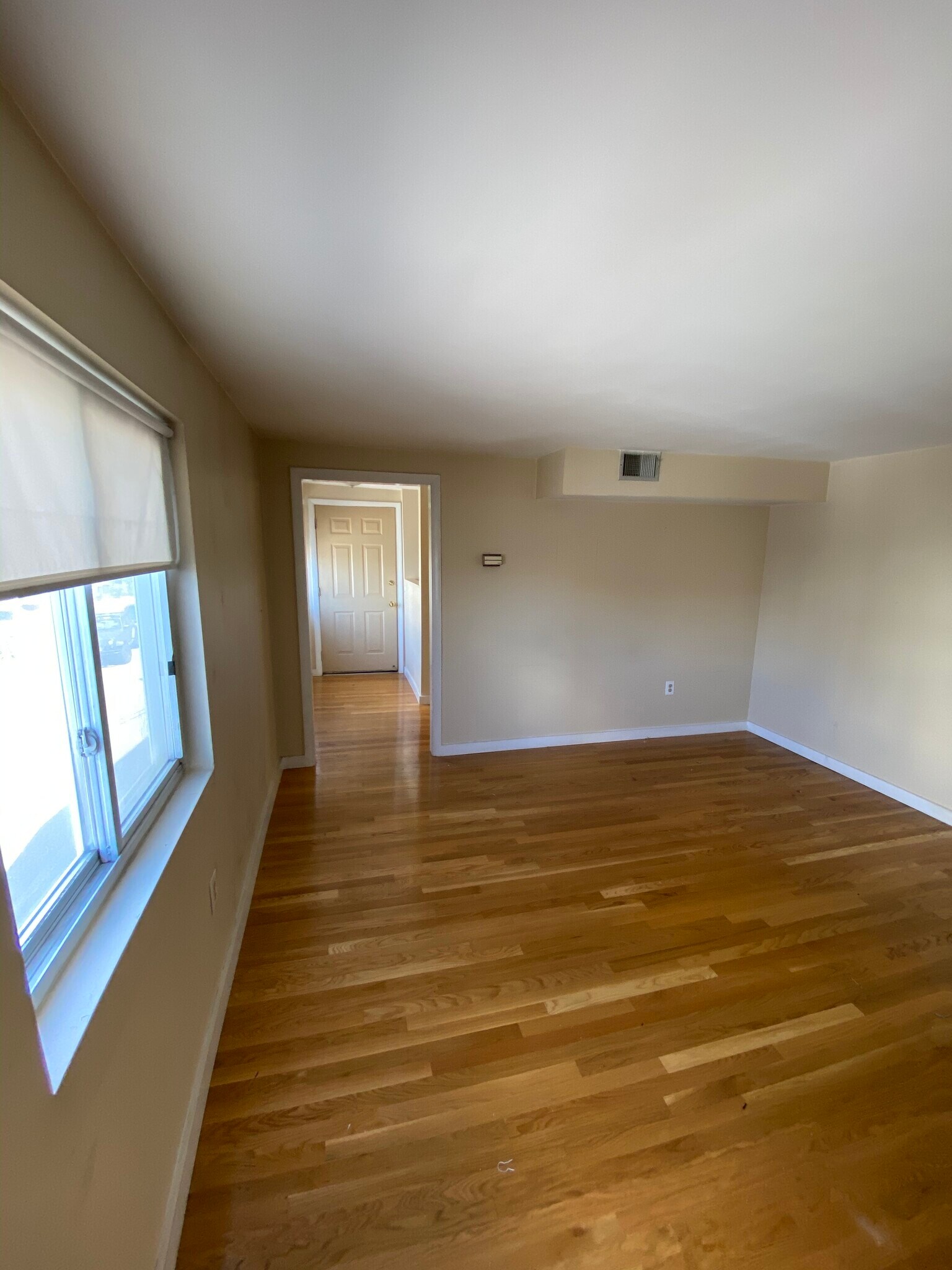 Building Photo - 382 Dorchester St